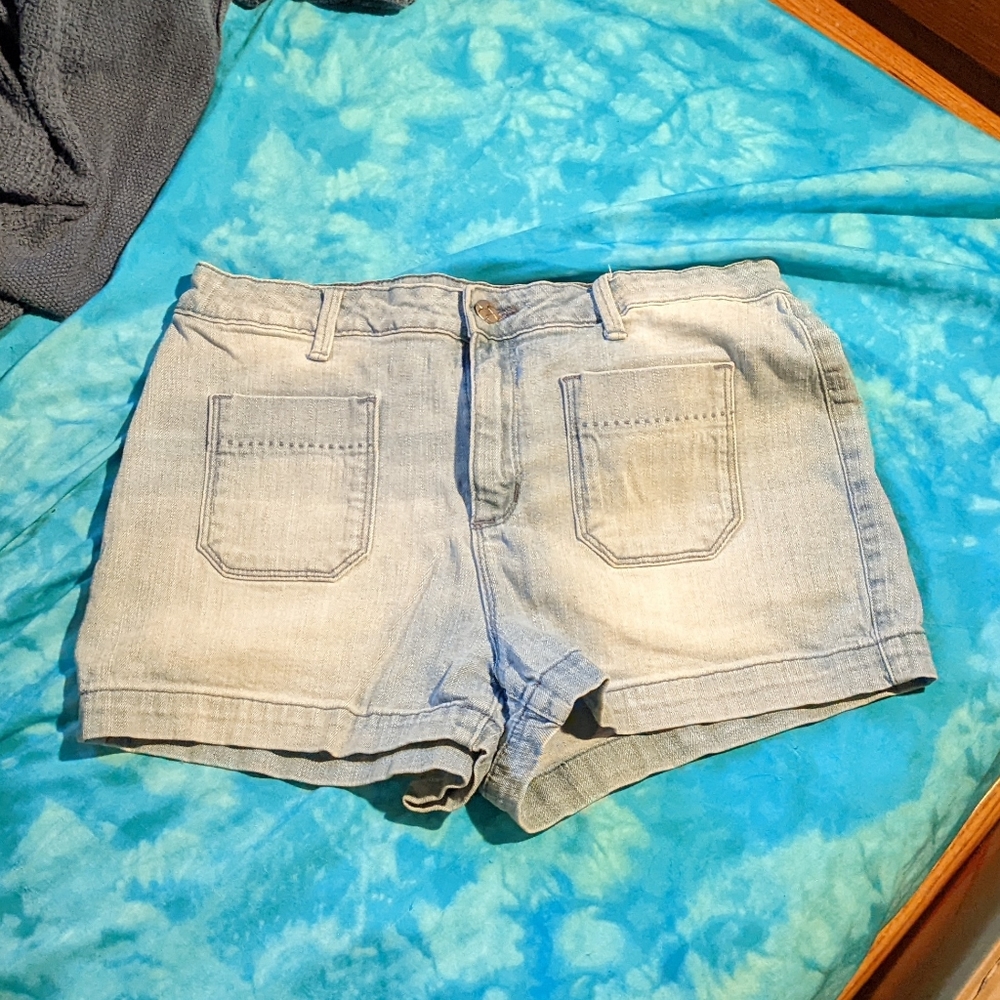 JESSICA SIMPSON High Waisted Shorts